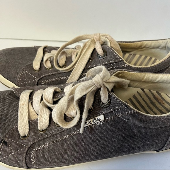 Taos Gray Star Casual Low Top Lace Up Canvas Sneakers Women's 9 - Picture 8 of 11
